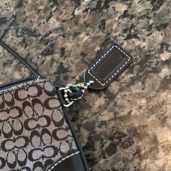 Coach Black and Gray Signature wrestler EUC - Picture 3 of 11